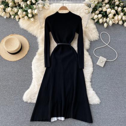 Black A line long sleeve dress knit..