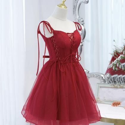 Burgundy tulle lace-up short prom d..