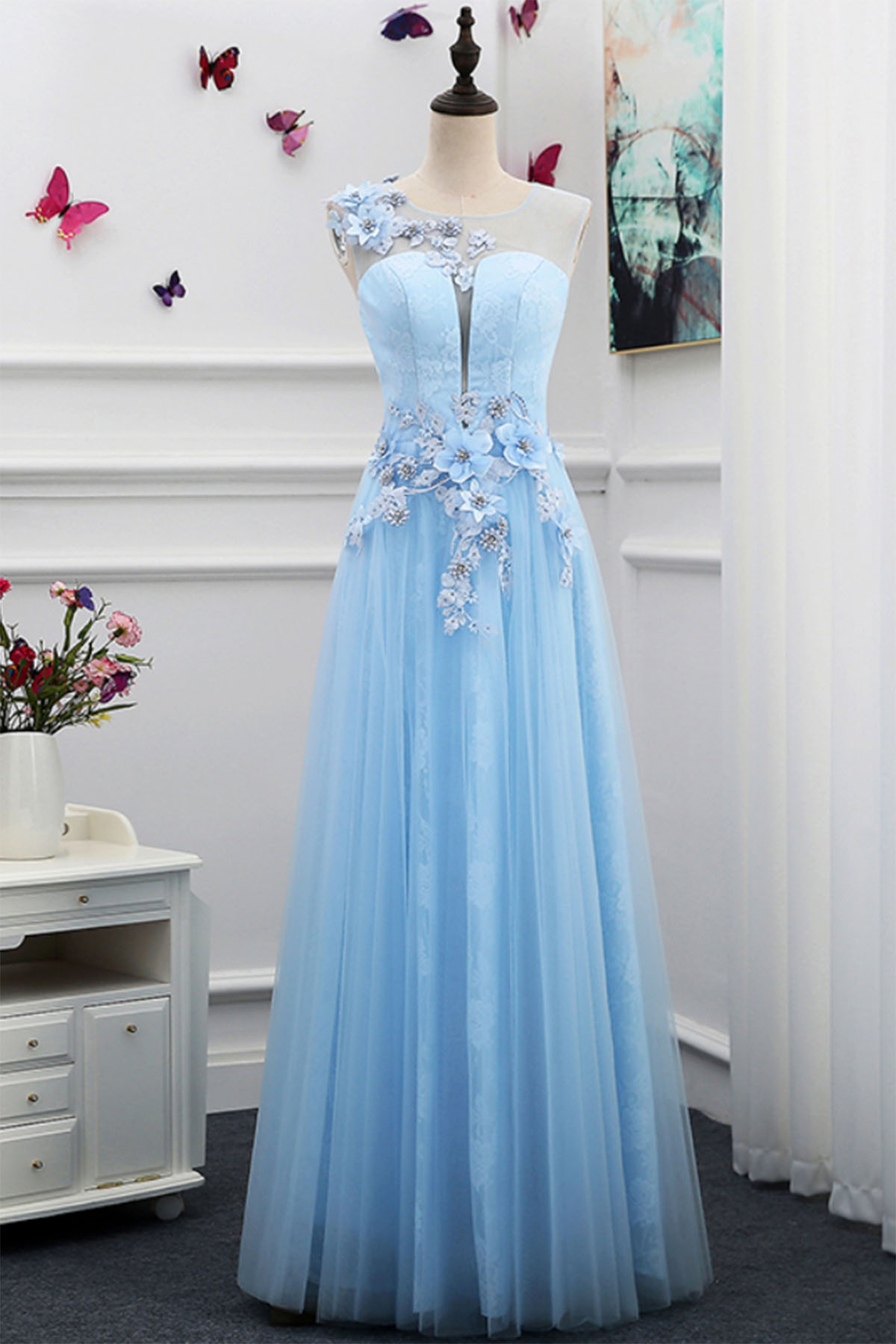 Gold beautiful ball gowns, Stylish n85 nolan n-com integralhelm Trend fashion monochromatic colors, Dresses sequined