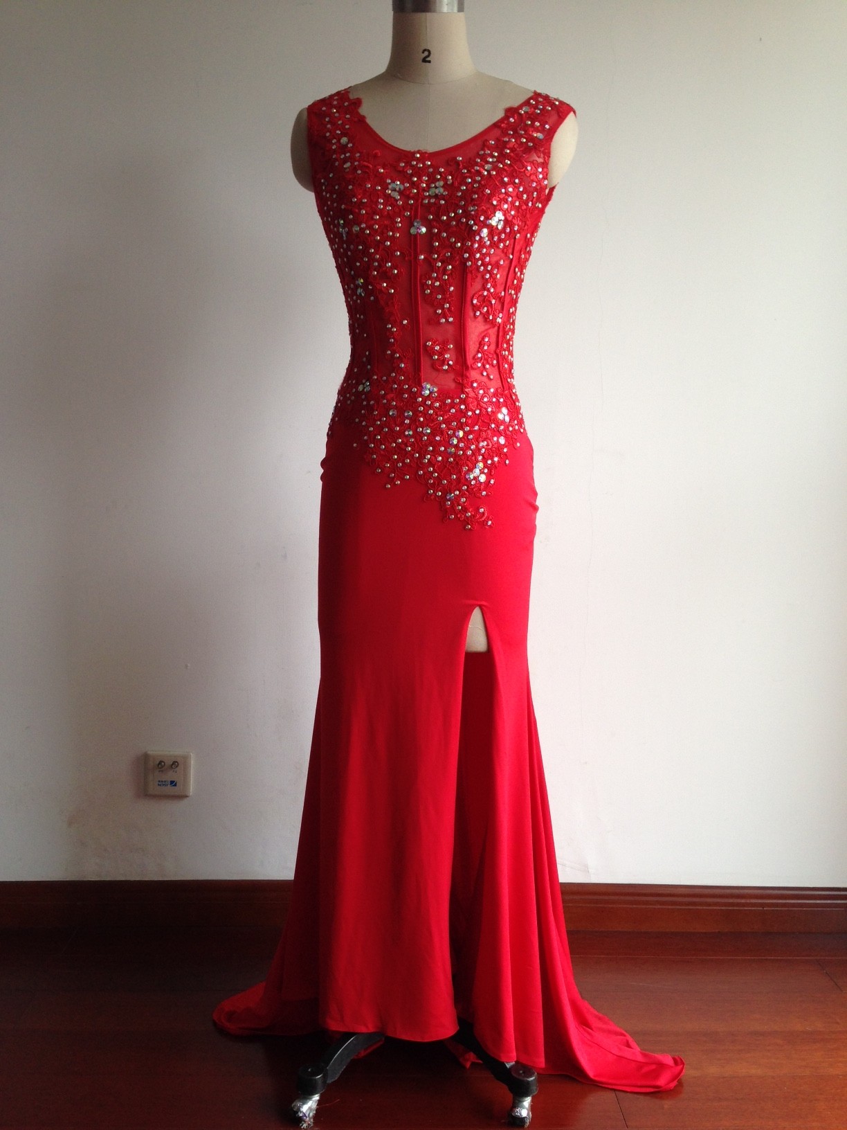 2016 Fashion Prom Dresses,Red Prom Dress,Slit Formal Gown,Red Prom Dresses,Beaded Evening Gowns,Sexy Formal Gown For Teens