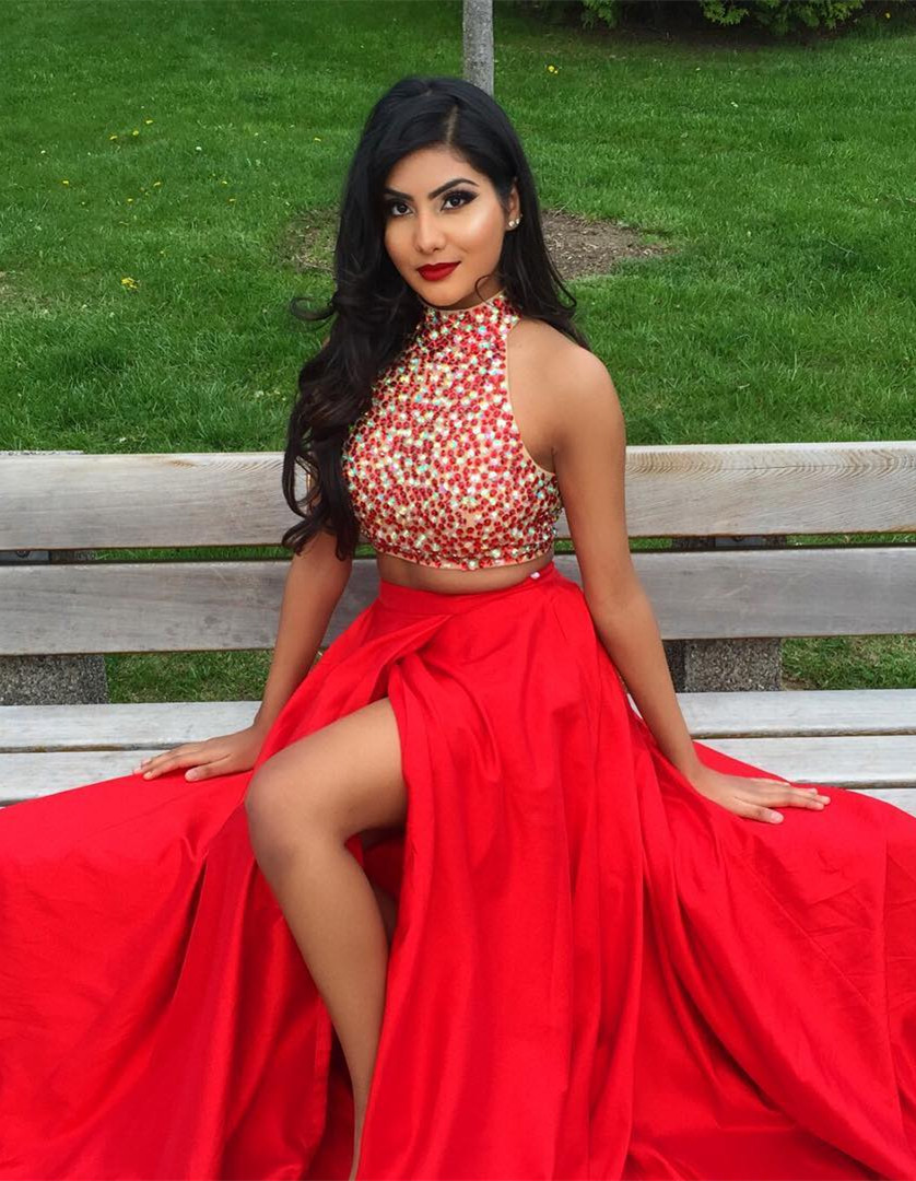 Red prom dress