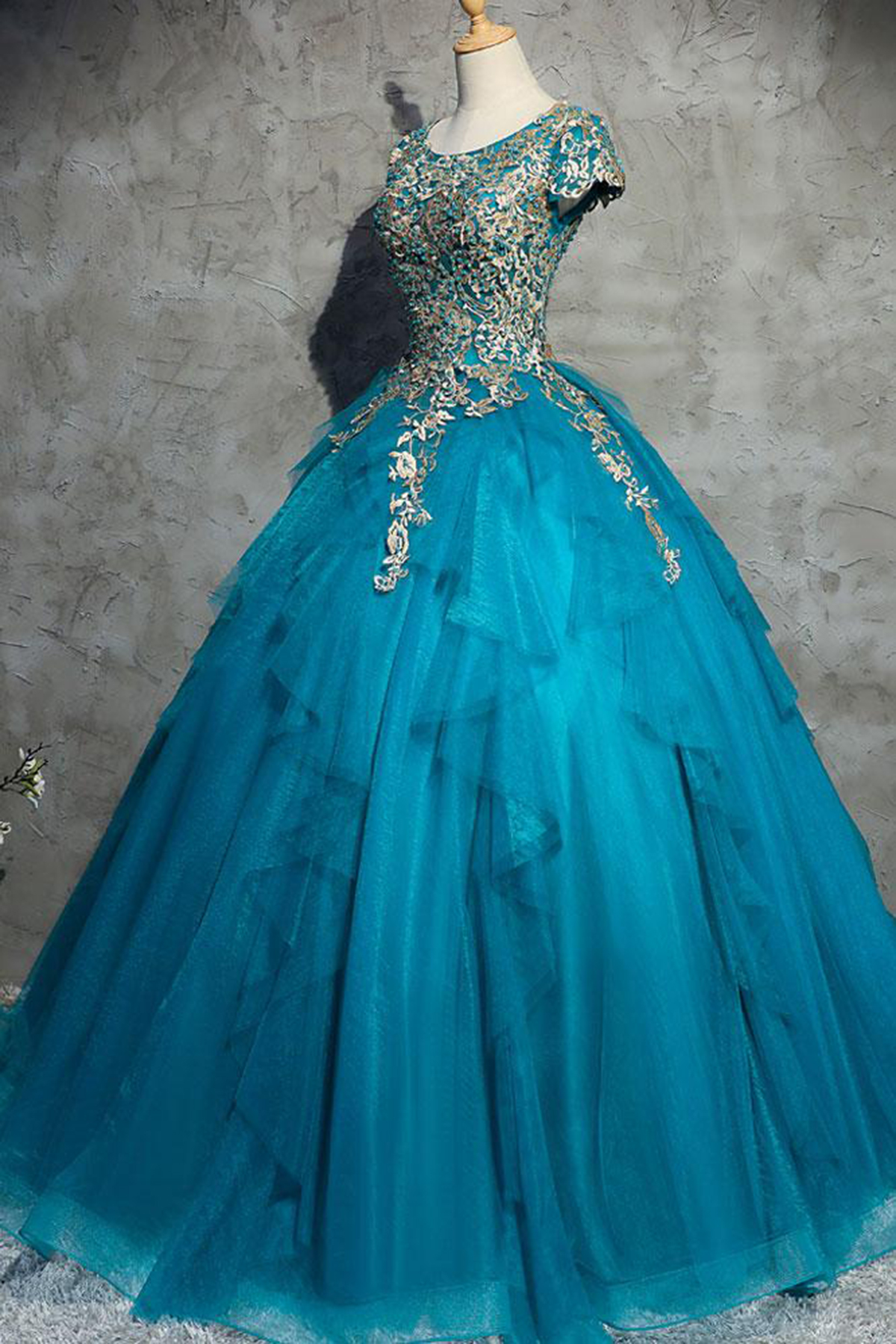 Unique Blue Tulle Lace Top Round Neck Winter Formal Prom Dresses, Long ...